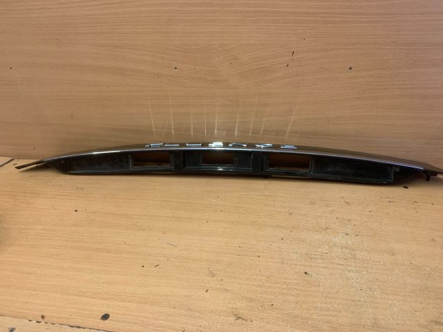 bontott RENAULT FLUENCE Csomagtérajtó Díszléc