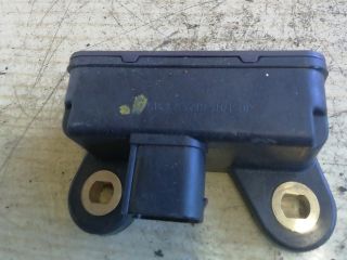 bontott RENAULT FLUENCE Első Középső Ütközés Érzékelő (Homlokfalon)