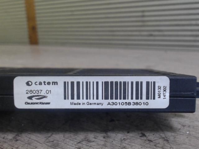 bontott RENAULT FLUENCE Fűtőradiátor (Elektromos)