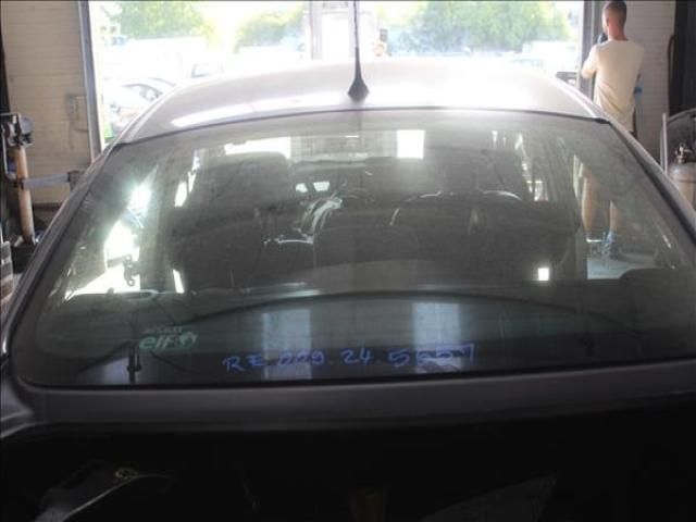 bontott RENAULT FLUENCE Hátsó Szélvédő