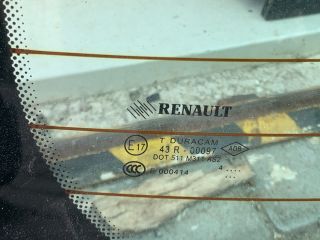 bontott RENAULT FLUENCE Hátsó Szélvédő