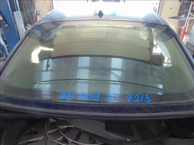 bontott RENAULT FLUENCE Hátsó Szélvédő