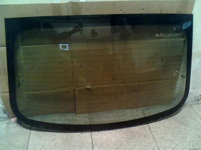 bontott RENAULT FLUENCE Hátsó Szélvédő