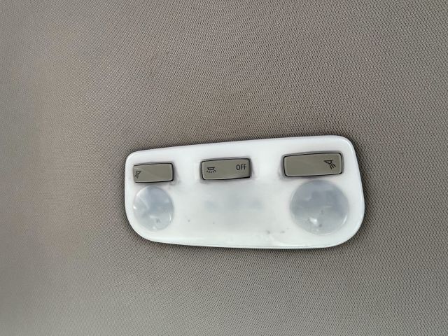 bontott RENAULT FLUENCE Jobb B Oszlop Burkolat