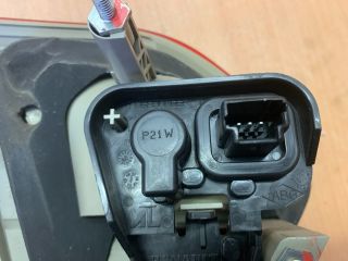 bontott RENAULT FLUENCE Jobb Belső Hátsó Lámpa