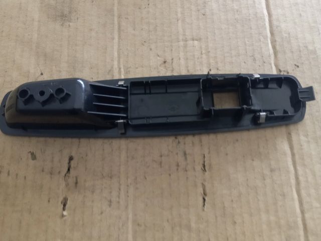 bontott RENAULT FLUENCE Jobb első Ajtóbehúzó