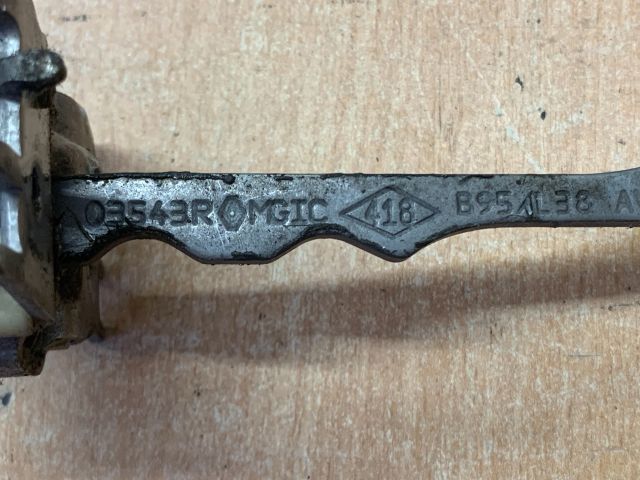 bontott RENAULT FLUENCE Jobb első Ajtóhatároló