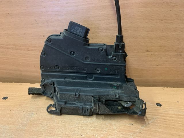 bontott RENAULT FLUENCE Jobb első Ajtózár