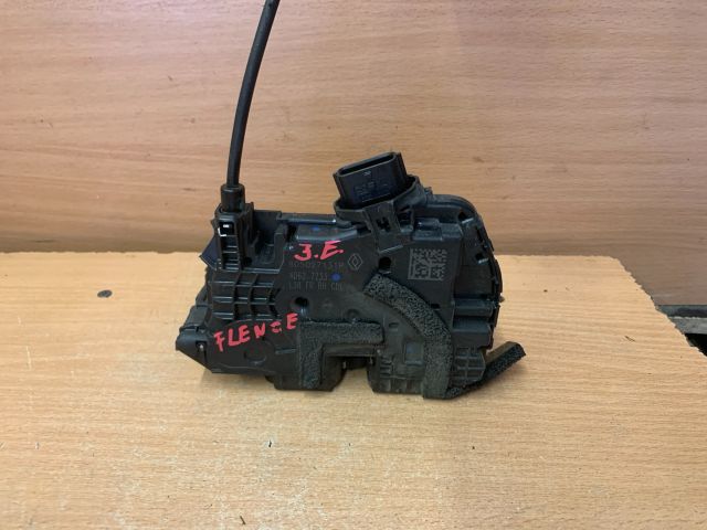 bontott RENAULT FLUENCE Jobb első Ajtózár