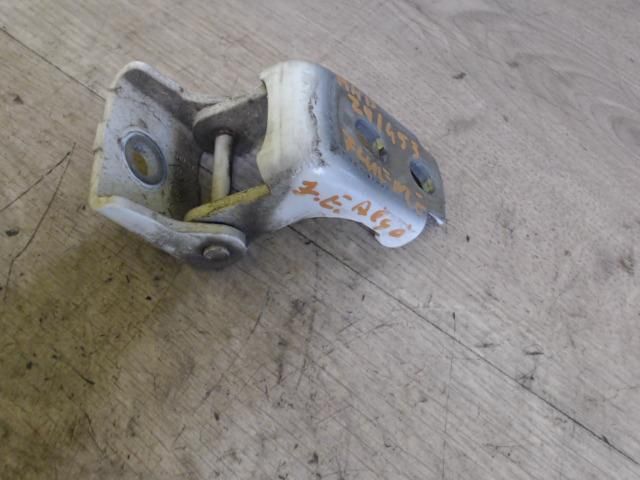 bontott RENAULT FLUENCE Jobb első Alsó Zsanér