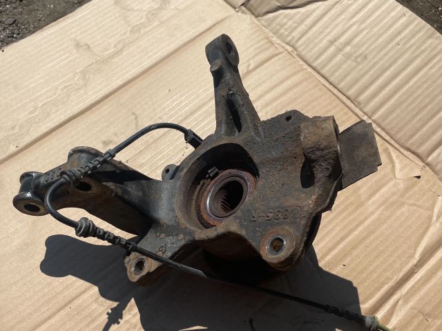 bontott RENAULT FLUENCE Jobb első Csonkállvány Kerékaggyal