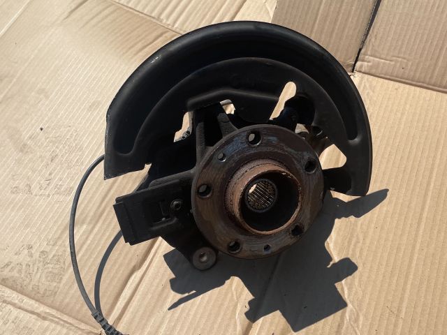 bontott RENAULT FLUENCE Jobb első Csonkállvány Kerékaggyal