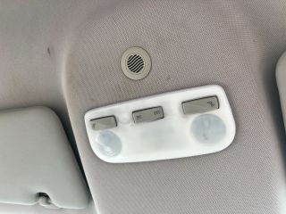 bontott RENAULT FLUENCE Jobb első Gumikéder