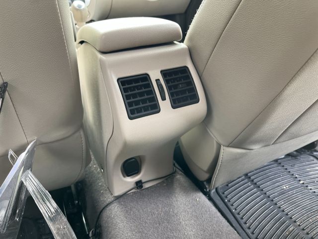 bontott RENAULT FLUENCE Jobb első Hangszóró