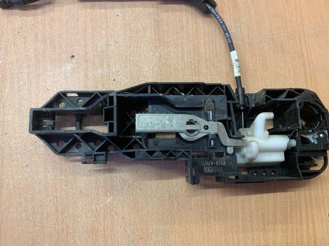 bontott RENAULT FLUENCE Jobb első Külső Kilincsfészek