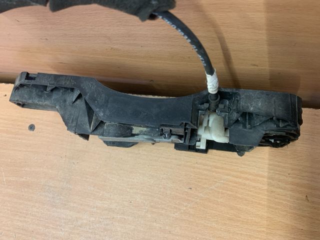 bontott RENAULT FLUENCE Jobb első Külső Kilincsfészek