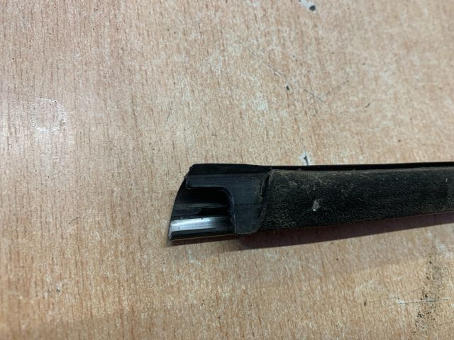 bontott RENAULT FLUENCE Jobb első Vízlehúzó Gumicsík