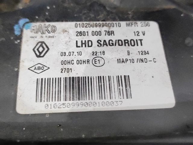 bontott RENAULT FLUENCE Jobb Fényszóró