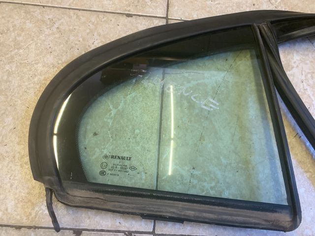 bontott RENAULT FLUENCE Jobb hátsó Ablak