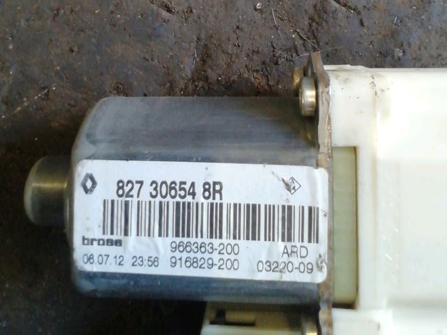 bontott RENAULT FLUENCE Jobb hátsó Ablakemelő Motor