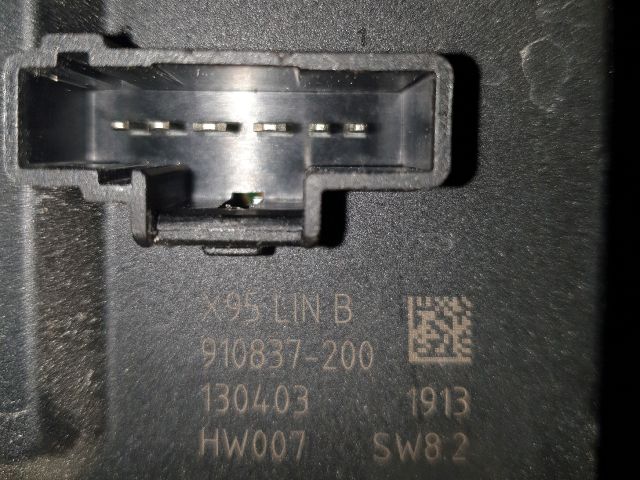 bontott RENAULT FLUENCE Jobb hátsó Ablakemelő Motor