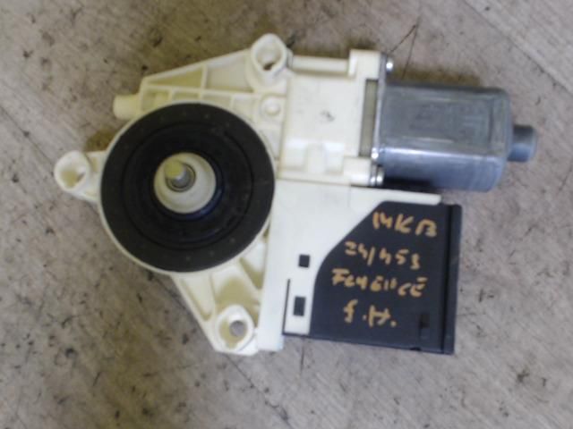 bontott RENAULT FLUENCE Jobb hátsó Ablakemelő Motor