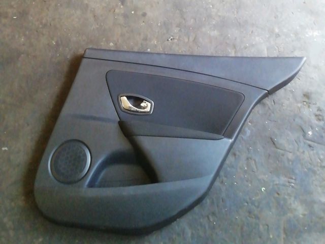 bontott RENAULT FLUENCE Jobb hátsó Ajtó Kárpit