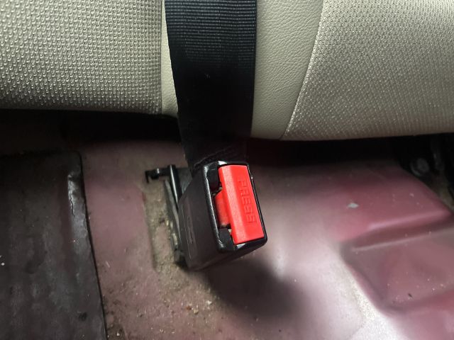 bontott RENAULT FLUENCE Jobb hátsó Biztonsági Öv Csat