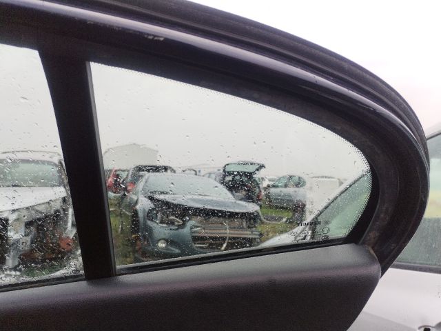 bontott RENAULT FLUENCE Jobb hátsó Fixüveg (Ajtóban)