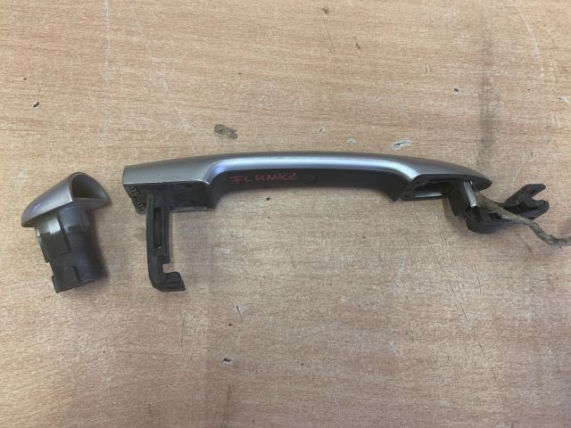 bontott RENAULT FLUENCE Jobb hátsó Külső Kilincs