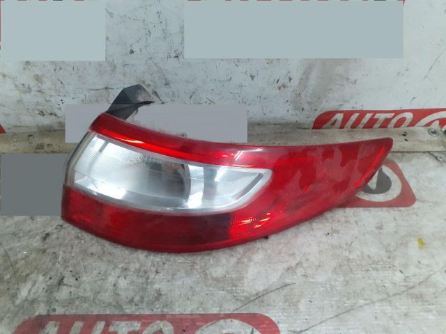 bontott RENAULT FLUENCE Jobb Hátsó Lámpa