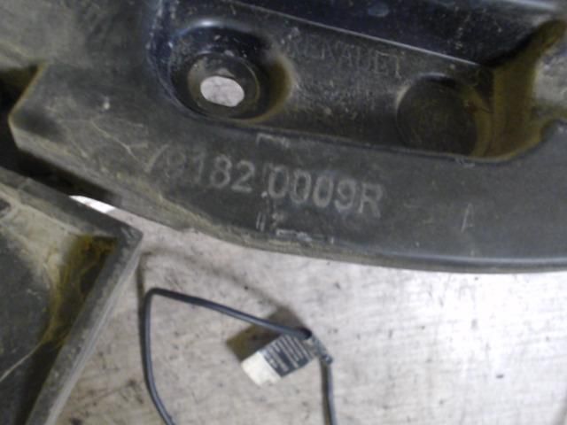 bontott RENAULT FLUENCE Jobb hátsó Lökhárító Tartó (Műanyag)