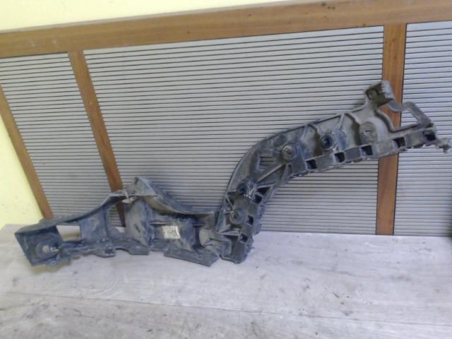 bontott RENAULT FLUENCE Jobb hátsó Lökhárító Tartó (Műanyag)