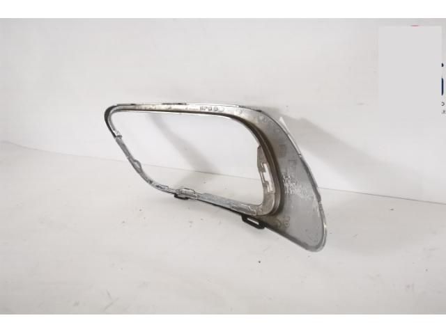 bontott RENAULT FLUENCE Jobb Ködlámpa Rács