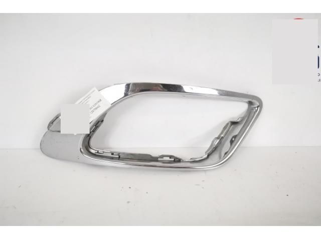 bontott RENAULT FLUENCE Jobb Ködlámpa Rács