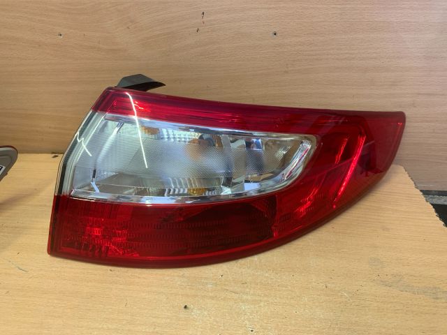 bontott RENAULT FLUENCE Jobb Külső Hátsó Lámpa