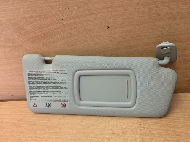 bontott RENAULT FLUENCE Jobb Napellenző