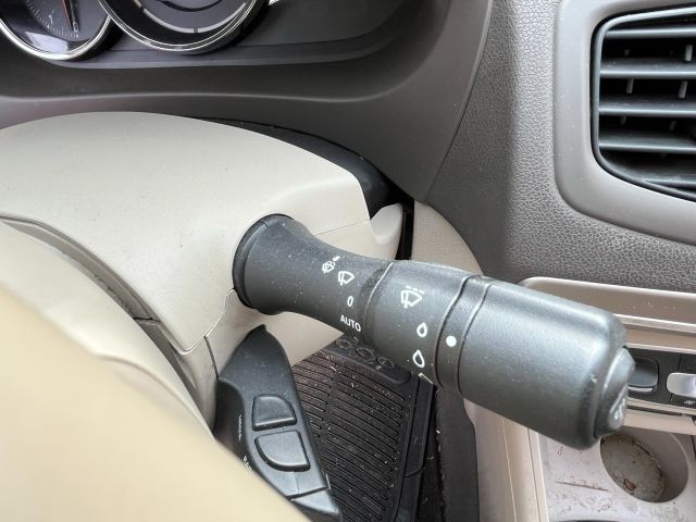 bontott RENAULT FLUENCE Jobb Napellenző