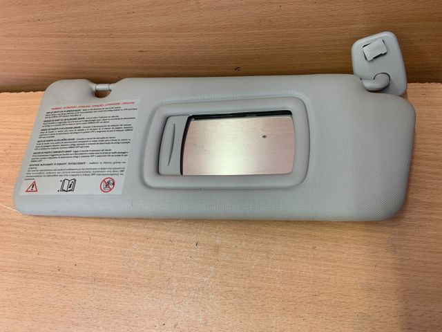 bontott RENAULT FLUENCE Jobb Napellenző