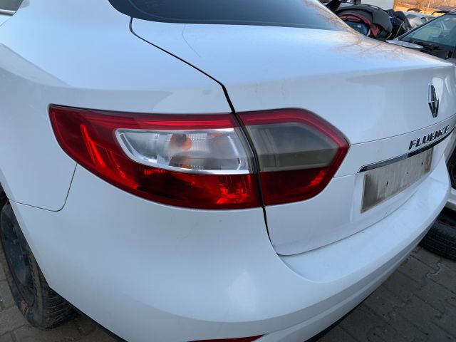 bontott RENAULT FLUENCE Kalaptartó