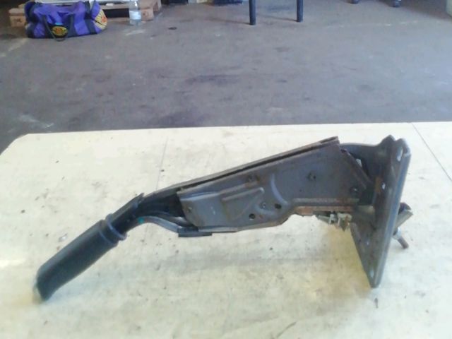 bontott RENAULT FLUENCE Kézifék Kar