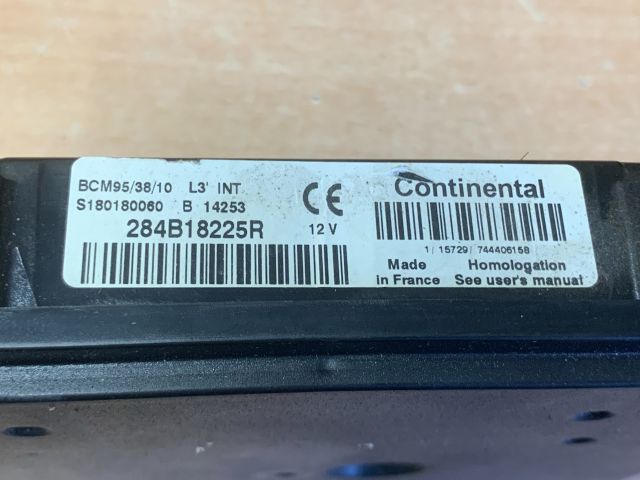 bontott RENAULT FLUENCE Komfort Elektronika