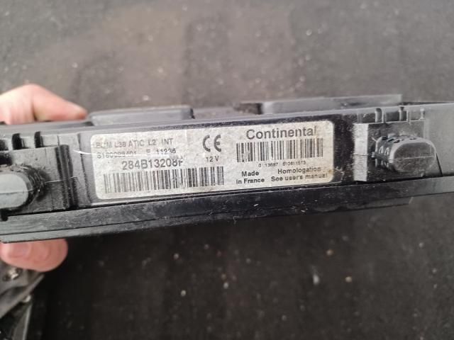 bontott RENAULT FLUENCE Komfort Elektronika