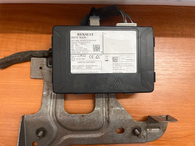 bontott RENAULT FLUENCE Navigáció Elektronika