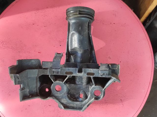 bontott RENAULT FLUENCE Nívópálca Hüvely