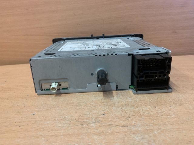 bontott RENAULT FLUENCE Rádió / CD