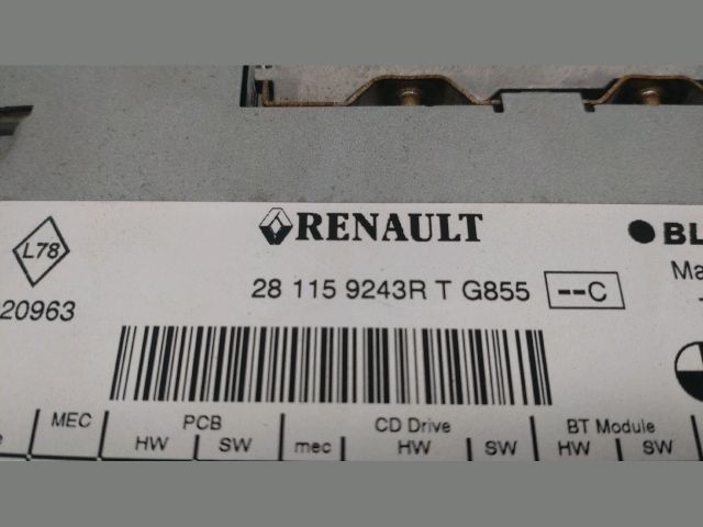 bontott RENAULT FLUENCE Rádió / CD