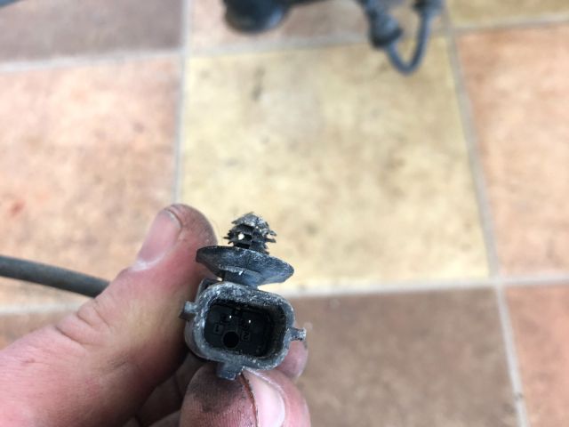 bontott RENAULT GRAND SCÉNIC Jobb első Csonkállvány Kerékaggyal