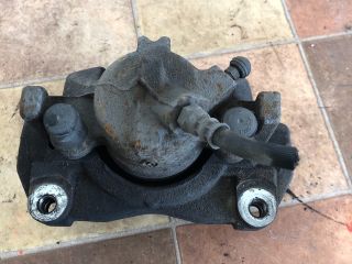 bontott RENAULT GRAND SCÉNIC Jobb első Féknyereg Munkahengerrel