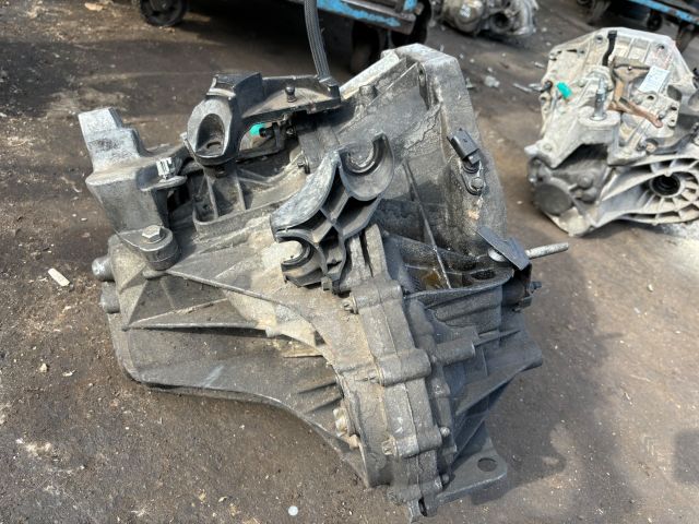 bontott RENAULT GRAND SCÉNIC Váltó (Mechanikus)